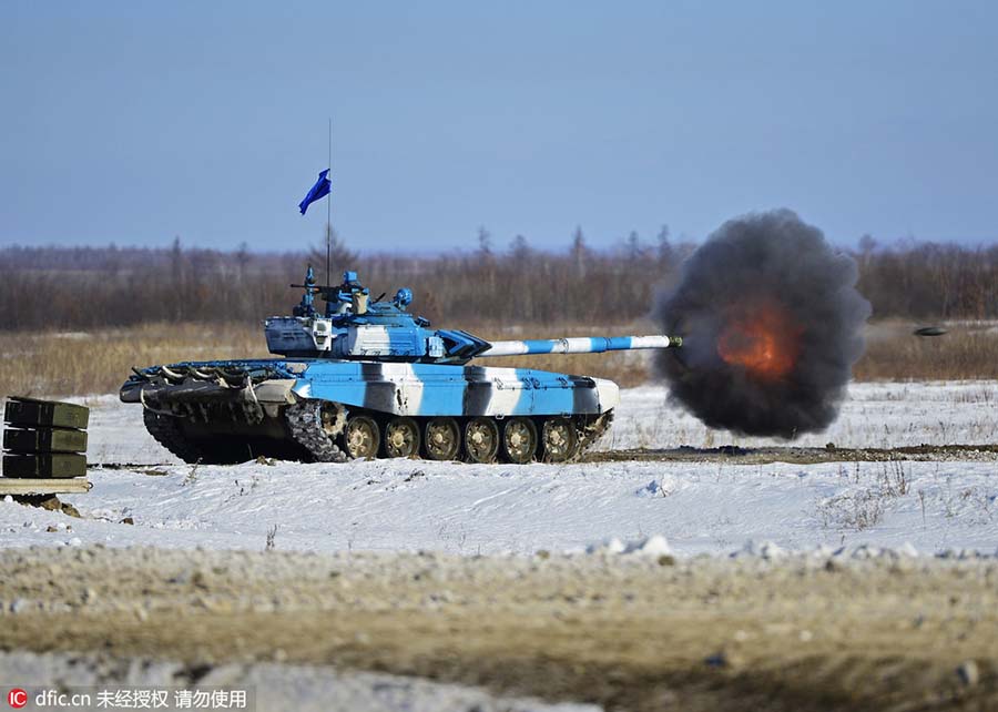Realiza-se na Rússia a competi??o Tank Biathlon de 2016