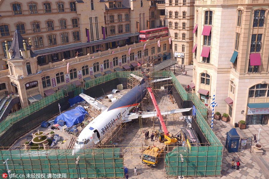 Avi?o aposentado vira restaurante em Wuhan