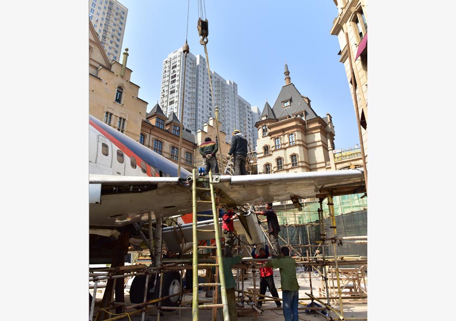 Avi?o aposentado vira restaurante em Wuhan