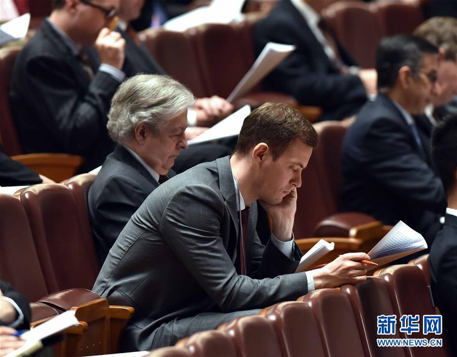 Inaugurada em Beijing 4a sess?o anual da 12a CCPPCh