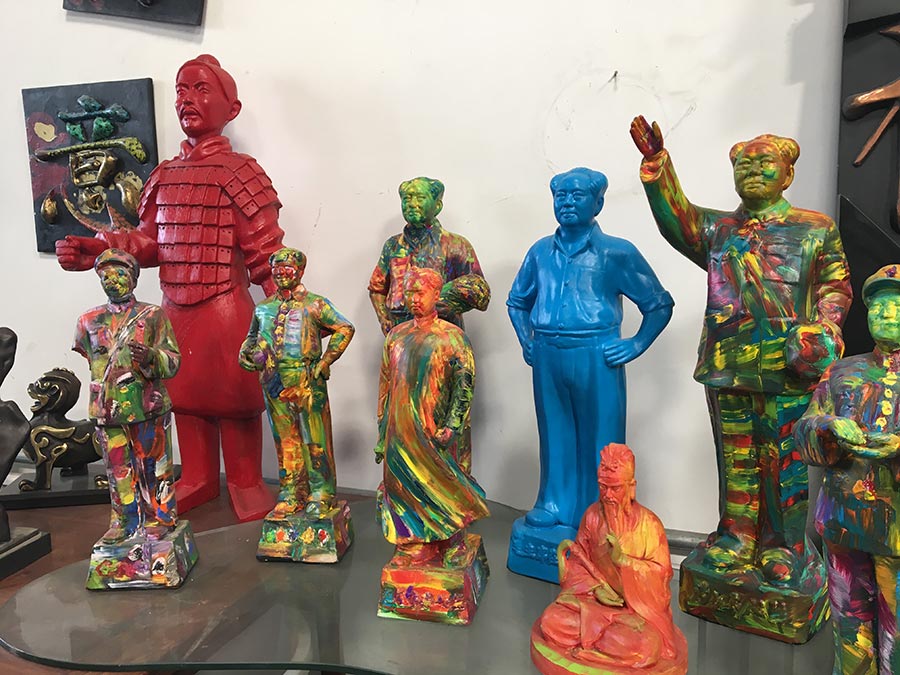 Escultor americano influenciado por 30 anos passados na China