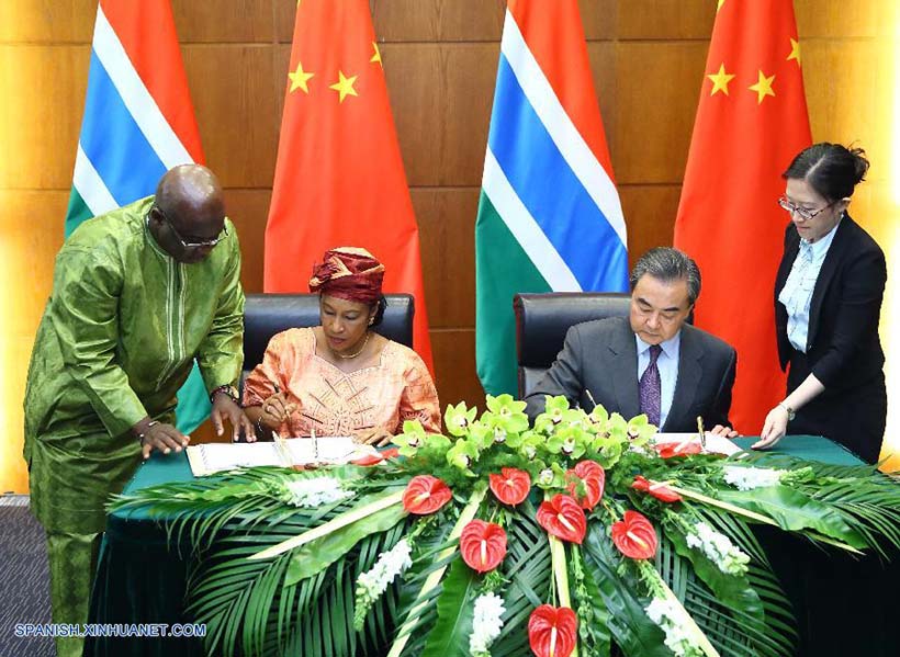 China e Gambia reestabelecem rela??es diplomáticas