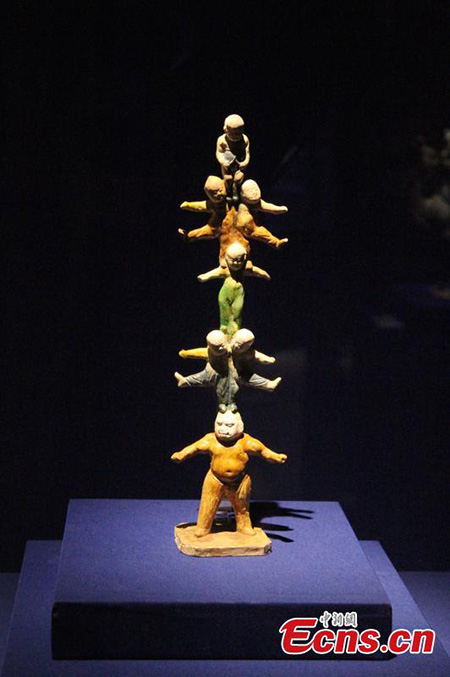 Ceramica rara da Dinastia Tang é exibida no noroeste da China