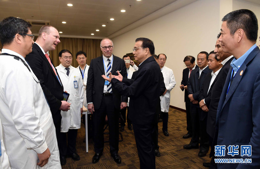 Primeiro-ministro chinês pede esfor?os para desenvolver nova economia