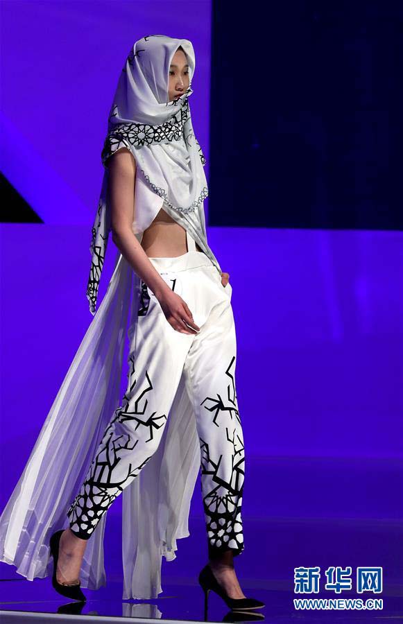 Semana Internacional de Moda da China é inaugurada em Beijing