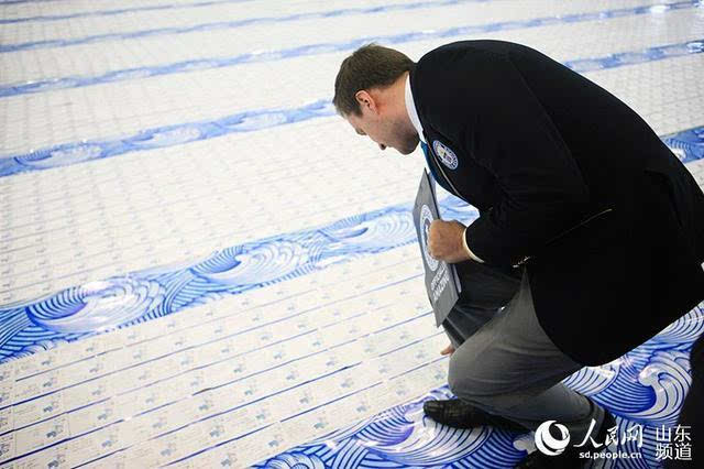 Gigantesco cart?o postal do leste da China bate recorde mundial