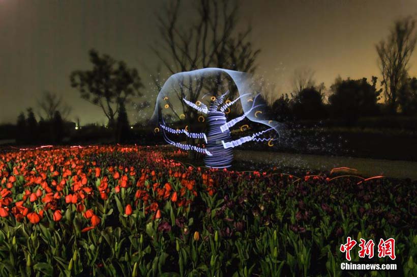 Montagens de efeitos luminosos em monumentos de Jiangxi