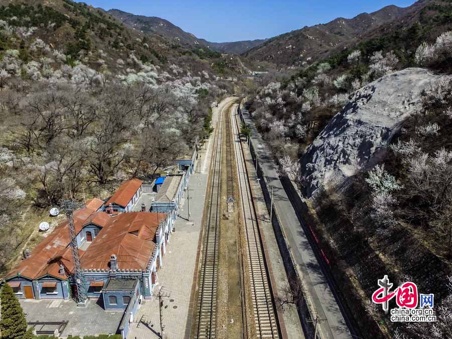 Uma fus?o entre beleza e história: A esta??o ferroviária de Qinglongqiao
