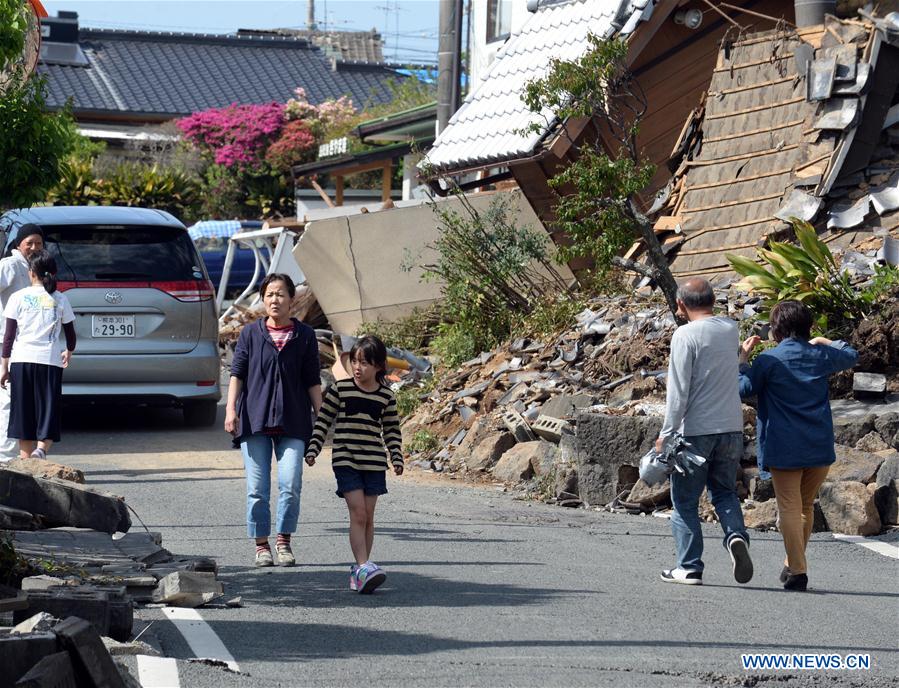 Terremotos no Jap?o causam 41 mortos e 11 desaparecidos