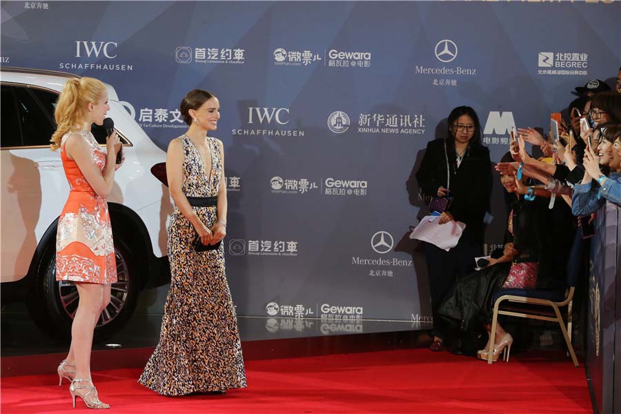 Estrelas comparecem ao 6o Festival Internacional de Cinema de Beijing