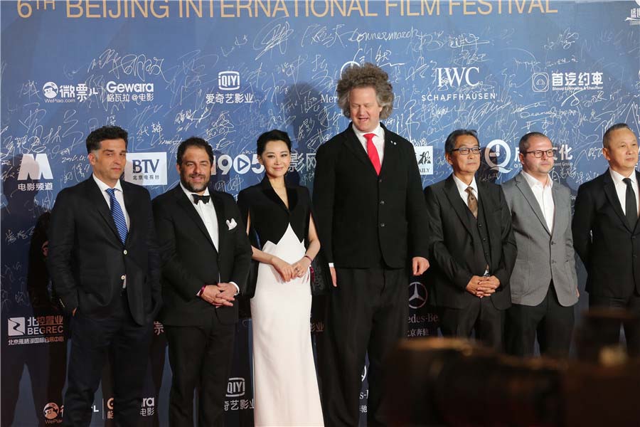Estrelas comparecem ao 6o Festival Internacional de Cinema de Beijing