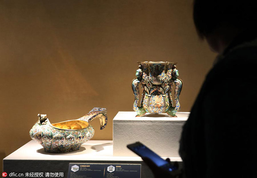 Tesouros de Fabergé s?o exibidos em Beijing