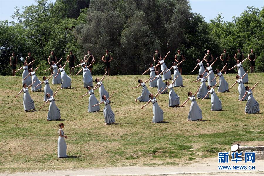 Realizado ensaio de cerim?nia do acender da chama olímpica