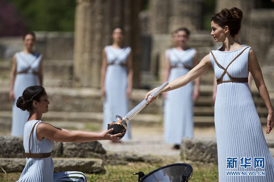 Realizado ensaio de cerim?nia do acender da chama olímpica