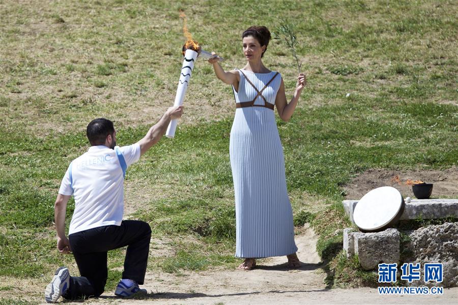 Realizado ensaio de cerim?nia do acender da chama olímpica