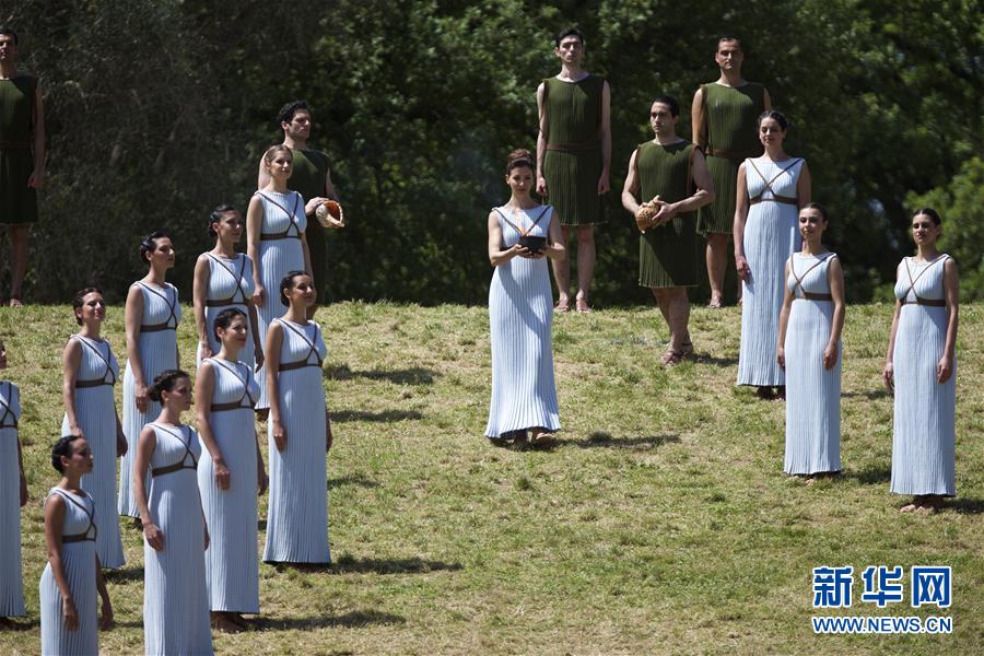 Realizado ensaio de cerim?nia do acender da chama olímpica