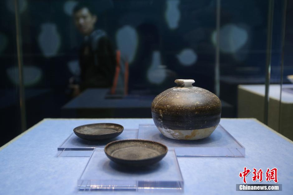 Exposi??o em Nanjing revela relíquias culturais da antiga Rota da Seda Marítima