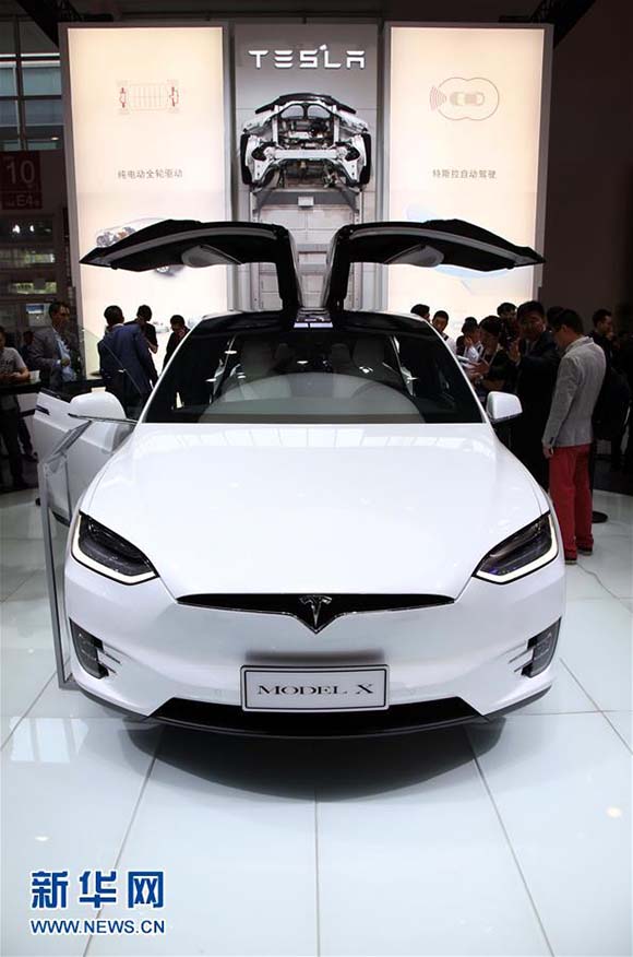 Carros conectados e movidos a novas energias s?o destaques na Auto China 2016