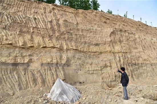 Descobertos caix?es de 3 mil anos no centro da China