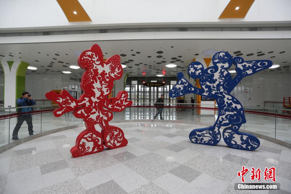 Inaugurada esta??o de metr? na Disney de Shanghai