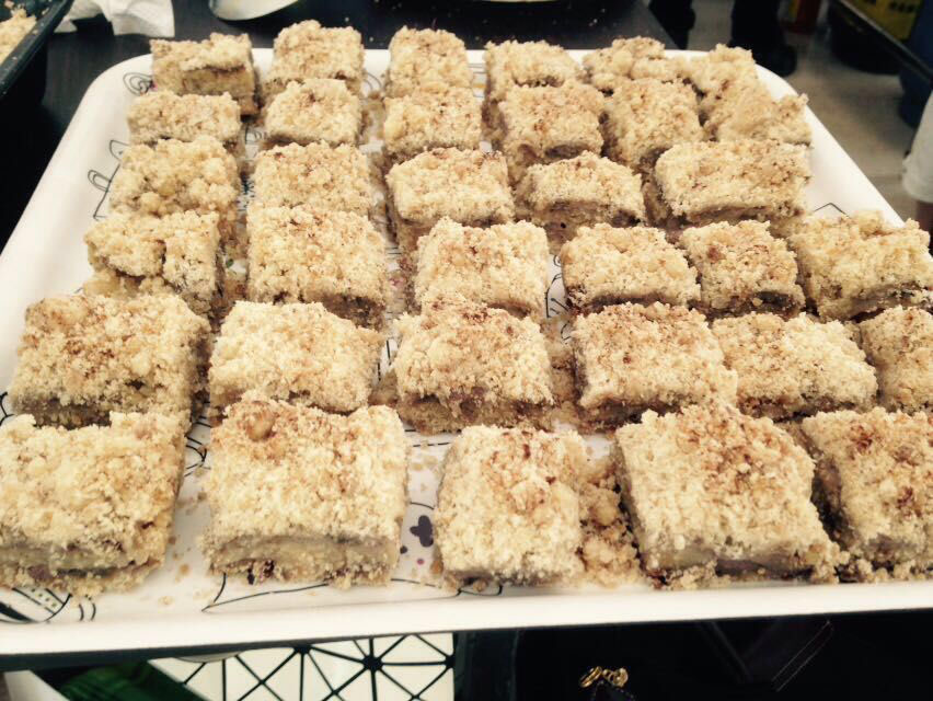 Brasileiras em Beijing viram MarterChef para ajudar bebê órf?o