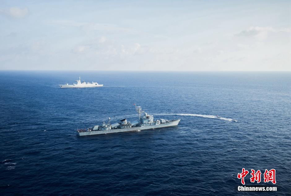 Marinha chinesa realiza exercício de resposta à circunstancias especias no MSC