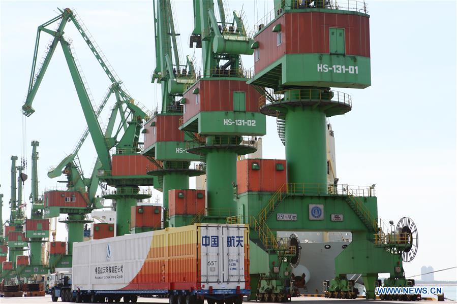 Foguete Longa Marcha-7 chega à base de lan?amentos