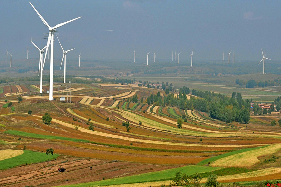 Rodovia de Hebei envolta em paisagens sublimes come?a a cobrar ingressos de entrada