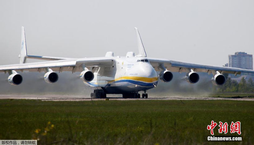 Maior avi?o do mundo parte da Europa com destino à Austrália