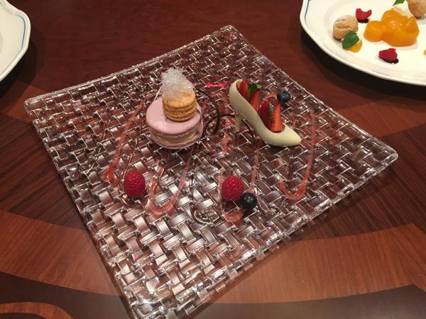 Disneylandia de Shanghai responde a reclama??es sobre comida cara