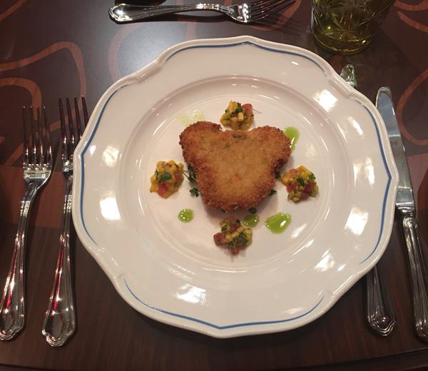 Disneylandia de Shanghai responde a reclama??es sobre comida cara