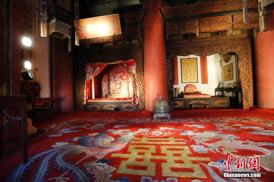 Cidade Proibida instala sistemas de ilumina??o no interior dos seus pavilh?es