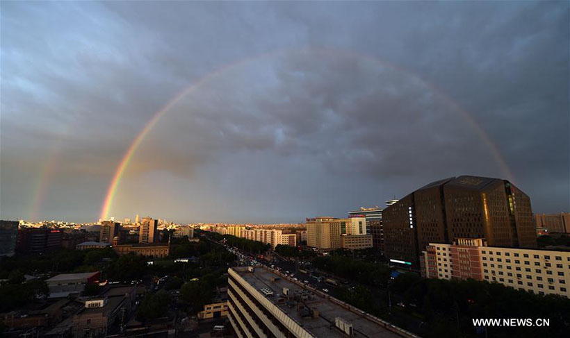 Arco-íris se forma em Beijing e imagens viralizam nas mídias sociais