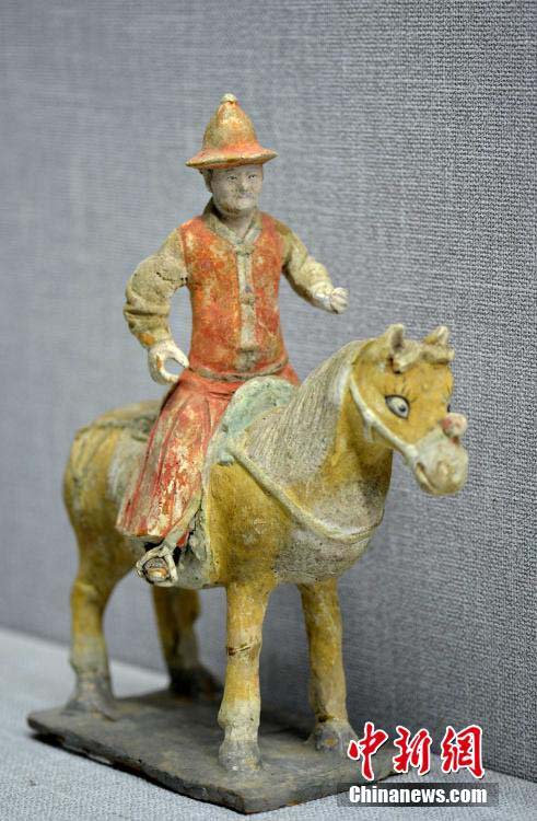 Relíquias culturais da “Antiga Rota do Chá e do Cavalo” s?o exibidas em Lhasa