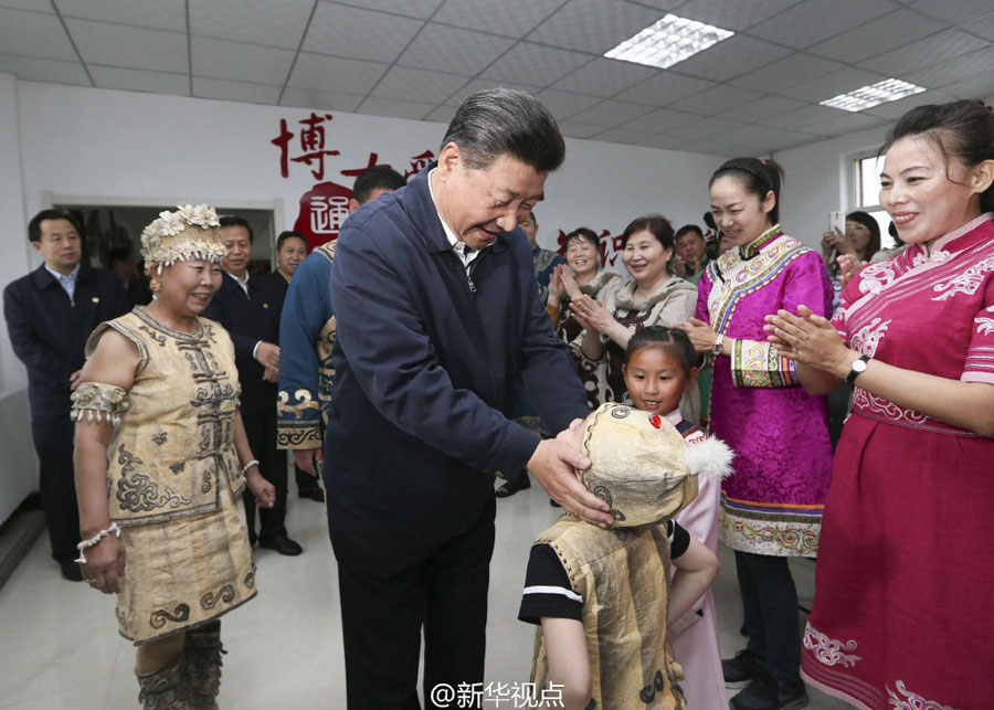 Presidente chinês visita ilha Heixiazi e destaca política de abertura