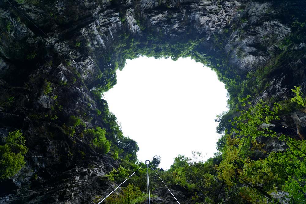 Paisagem subterranea na área montanhosa na regi?o oeste de Hubei