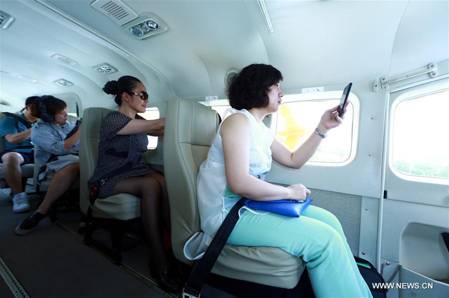 Turistas no sul da China contam com servi?o de transporte hidroviário