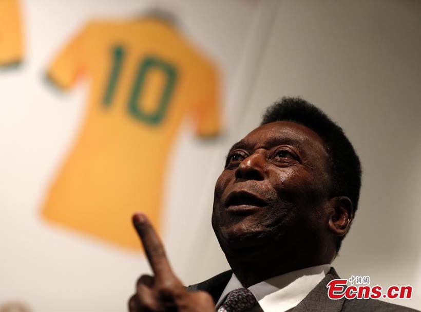 Pelé oferecerá 2 mil itens das suas lembran?as pessoais dos tempos de futebolista para leil?o