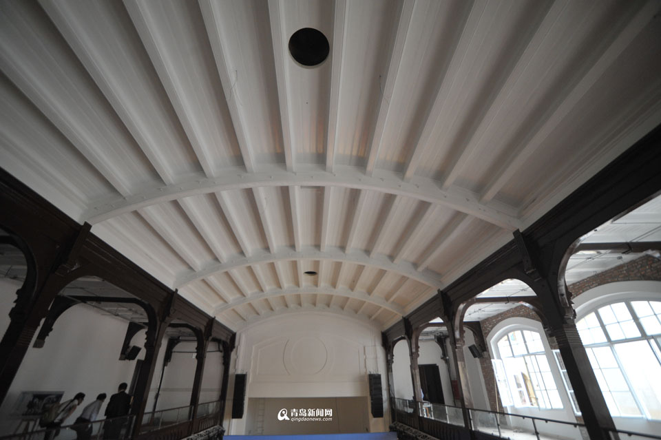 Clube de marinheiros alem?es de cem anos em Qingdao pode ser o primeiro cinema comercial na China