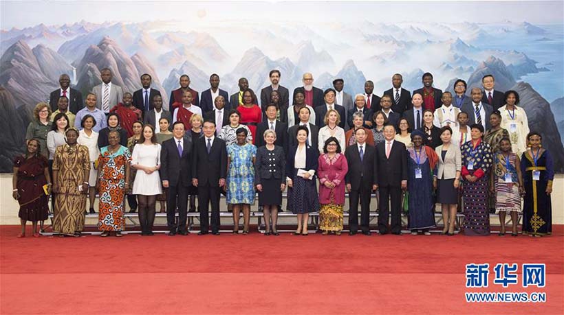 Projetos de educa??o da Indonésia e Zimbábue ganham prêmio da UNESCO