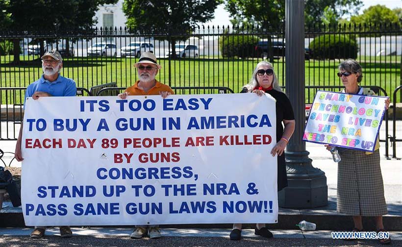 Americanos pedem por legisla??o de controle de armas em Washington