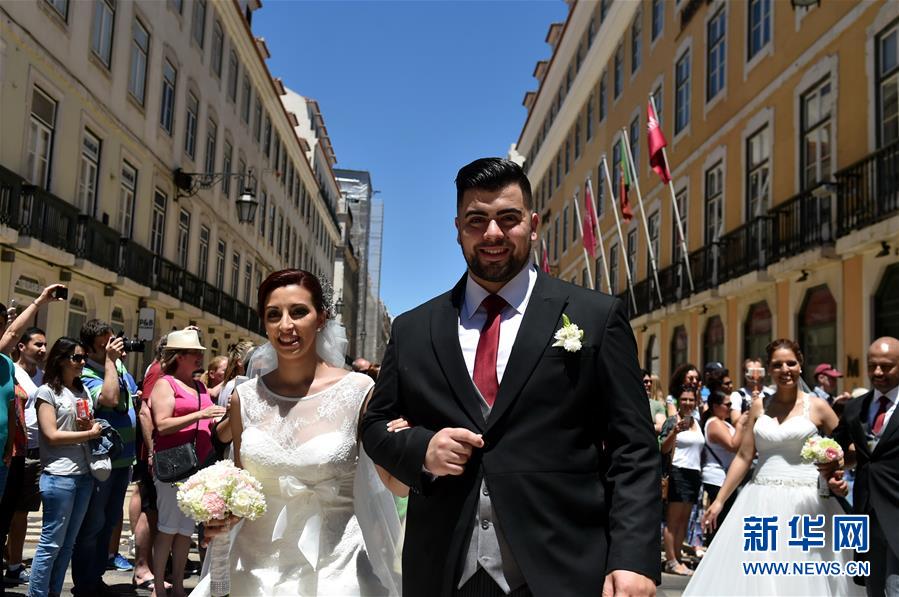 Lisboa volta a acolher a tradi??o dos Casamentos de Santo António