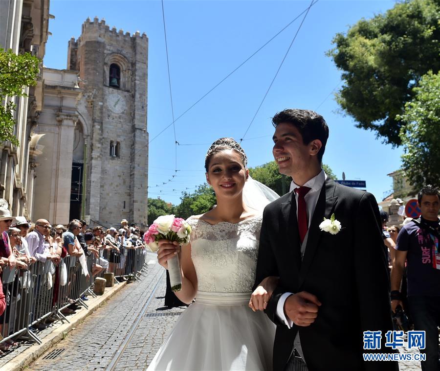 Lisboa volta a acolher a tradi??o dos Casamentos de Santo António