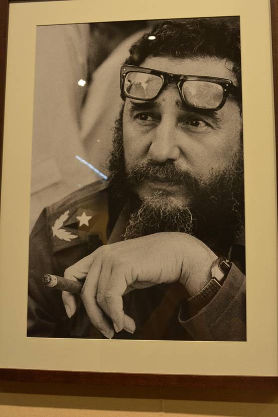 Cuba celebra na China o 90o aniversário de Castro com exposi??o fotográfica 