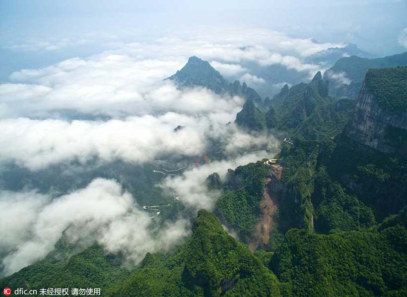 Paisagem da Montanha Tianmen em Hunan