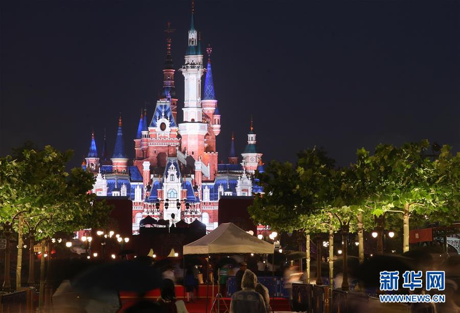 Parque da Disney em Shanghai se prepara para atrair milh?es