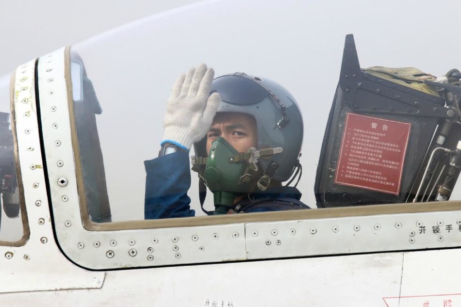 Alunos pilotos do ELP e da Tsinghua s?o nomeados para for?a aérea chinesa