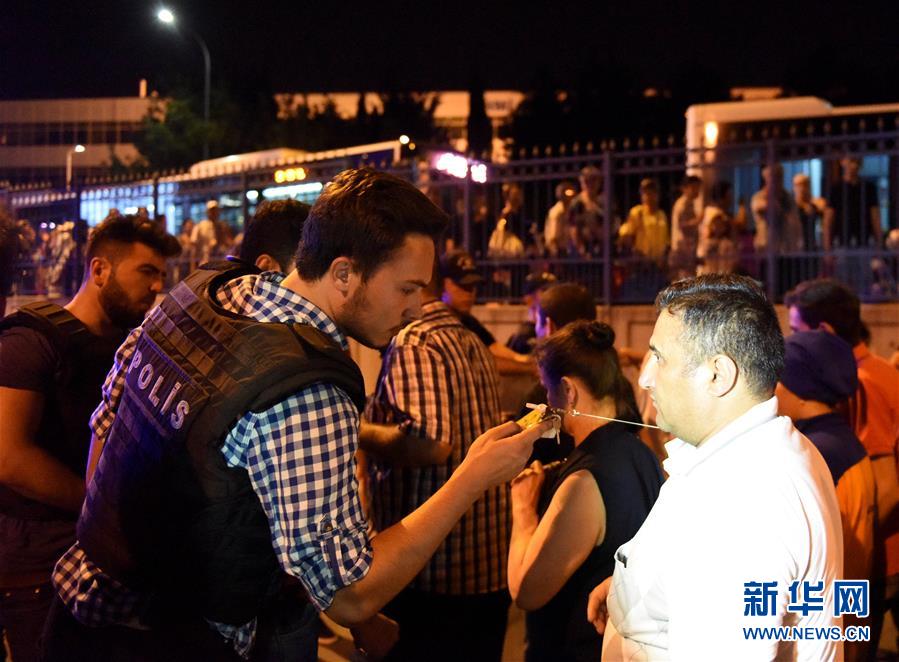 Explos?es na Turquia deixam pelo menos 36 pessoas mortas