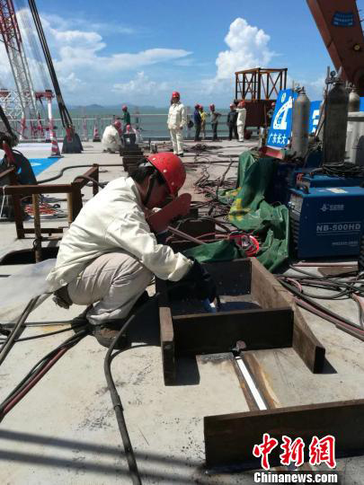 Megaprojeto: Ponte Hong Kong -Zhuhai-Macau come?a fase de conclus?o