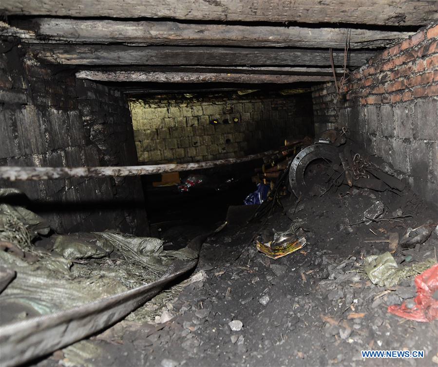 Incêndio em mina de carv?o aprisiona 13 mineiros no nordeste da China